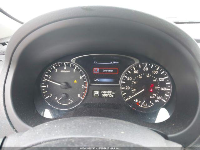 Nissan Altima 2.5 Sv Image 9