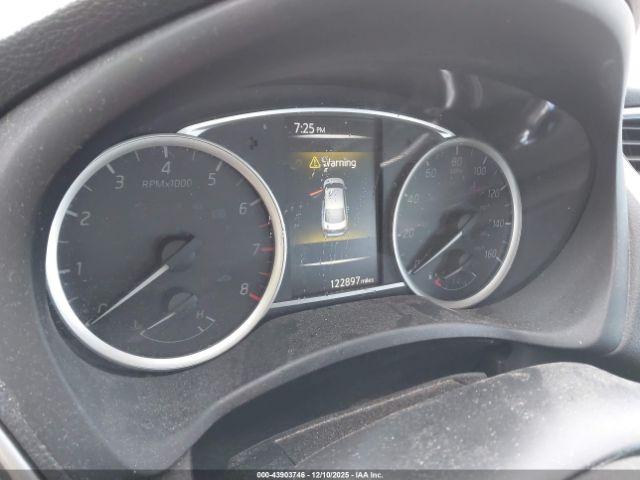 Nissan Sentra Sr Image 9