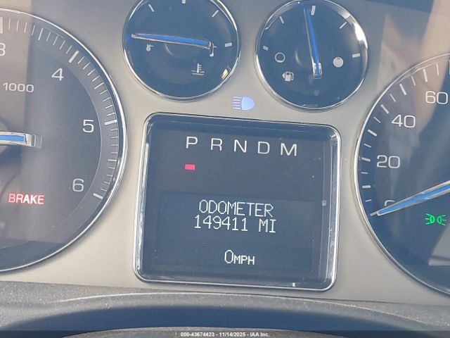 Cadillac Escalade Standard Image 15