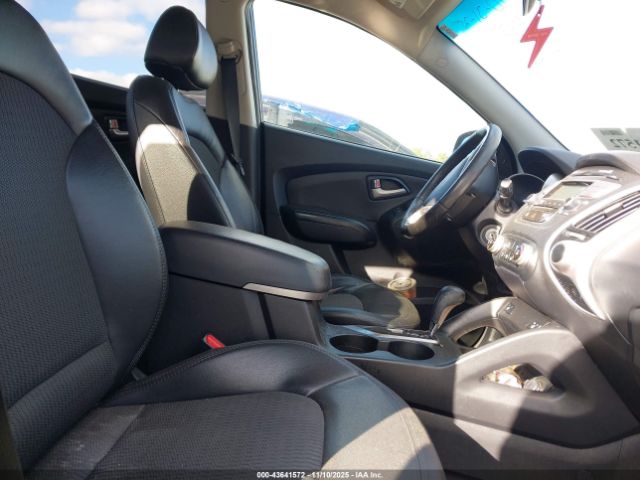 Hyundai TUCSON Gls Image 7