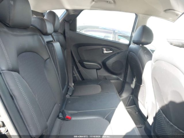 Hyundai TUCSON Gls Image 8