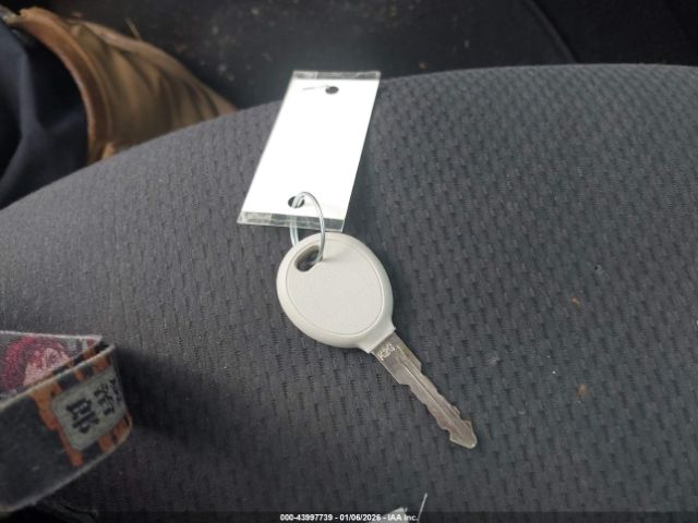 Chrysler 200 Touring Image 15