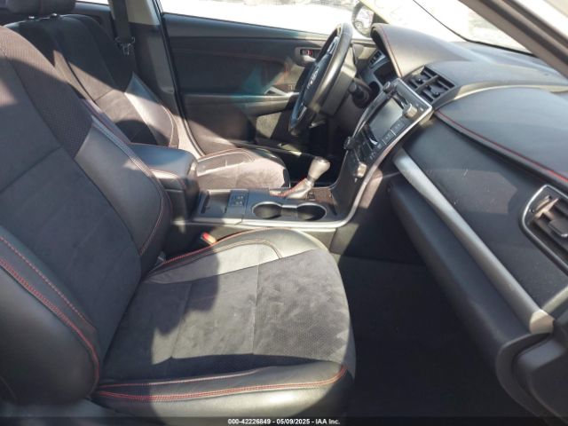 Toyota Camry Xse Image 3