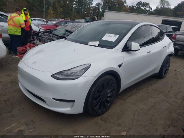 Tesla Model Y Performance Dual Motor All-wheel Drive Image 2