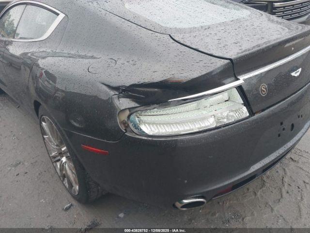 Aston Martin Rapide Luxe Image 16