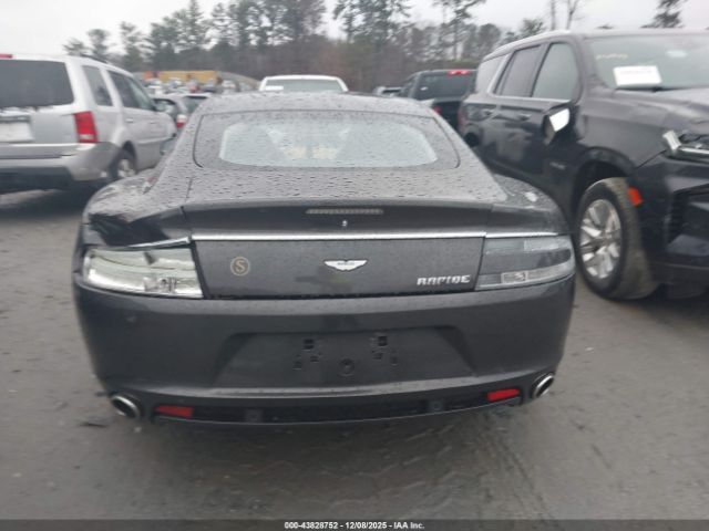 Aston Martin Rapide Luxe Image 10