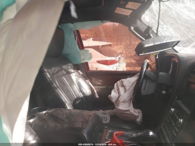 Lincoln Navigator Image 9