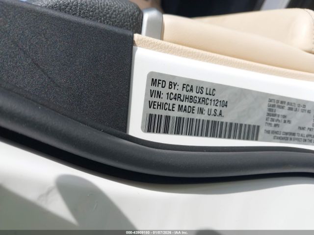 Jeep Grand Cherokee Limited 4x4 Image 13