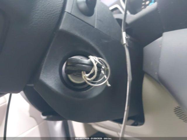 Ford Escape Se Image 11