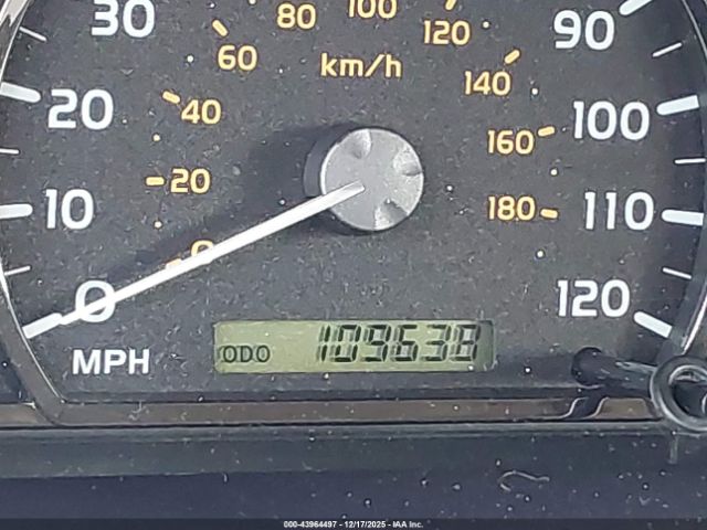 Toyota Sequoia Sr5 V8 Image 7